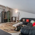 Nada With 6 Bedrooms Villa Vodnjan