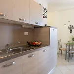 Villa Nada With 6 Bedrooms *