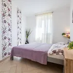 Nada With 6 Bedrooms Villa Vodnjan