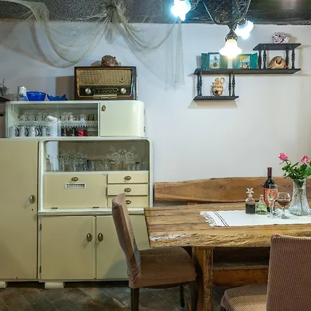 Vila Nada With 6 Bedrooms *