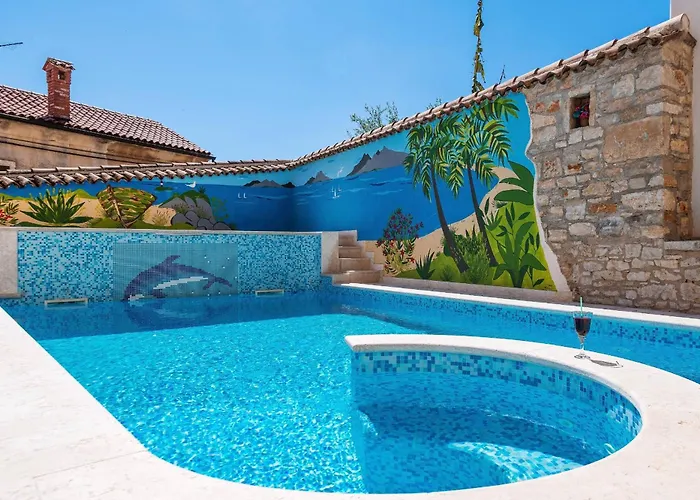 빌라 Nada With 6 Bedrooms *
