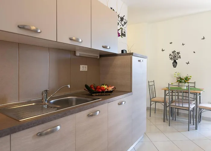 Villa Nada With 6 Bedrooms *