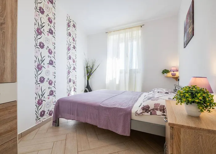 Nada With 6 Bedrooms Villa Vodnjan