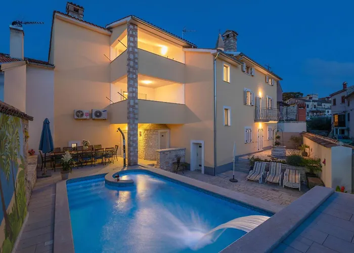 Nada With 6 Bedrooms Villa Vodnjan